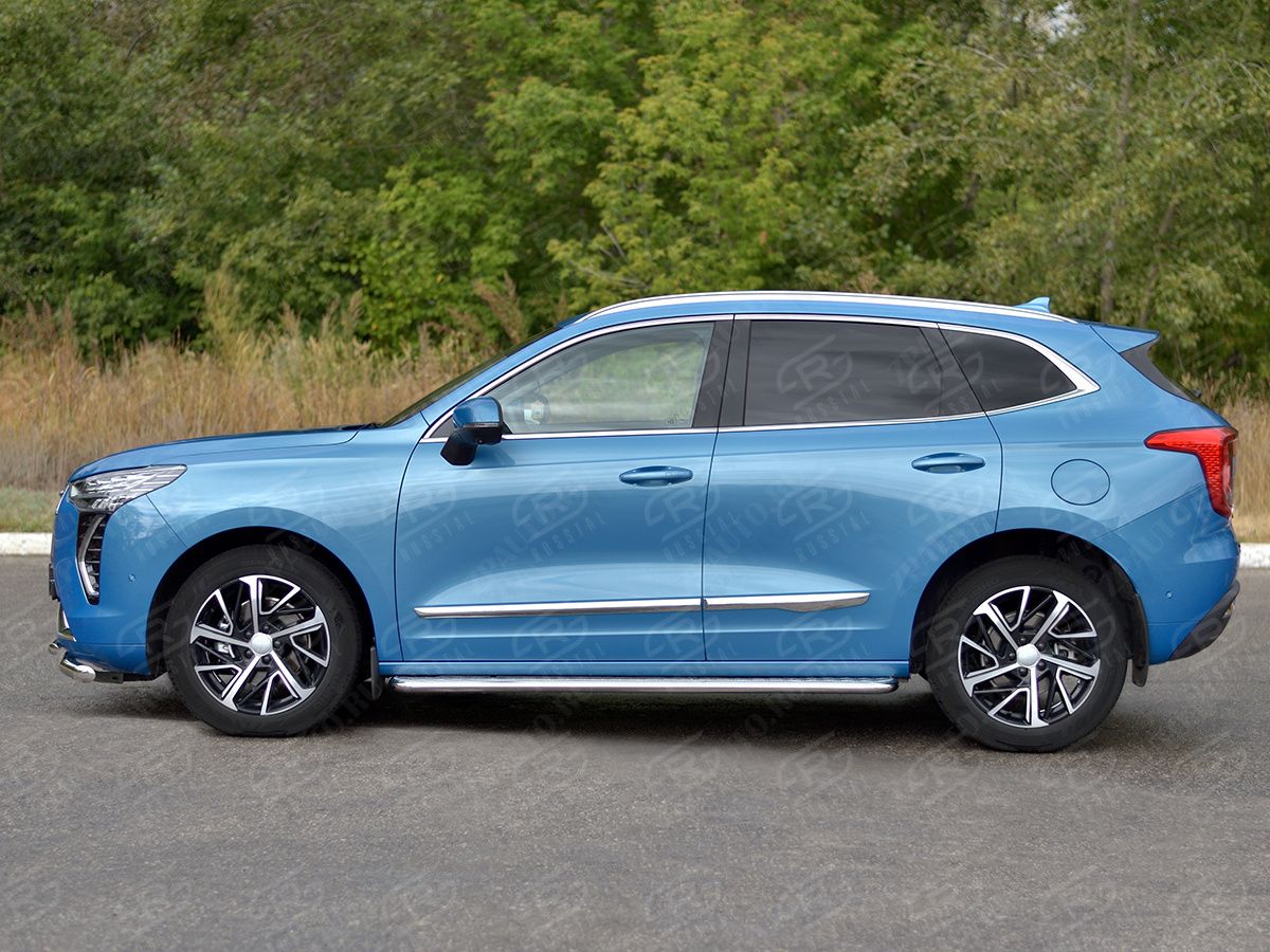HAVAL JOLION 1.5 2WD 2021- Пороги труба d42 с листом (Лист алюм, проф. нерж) (вариант 1) HJOLL-0039891