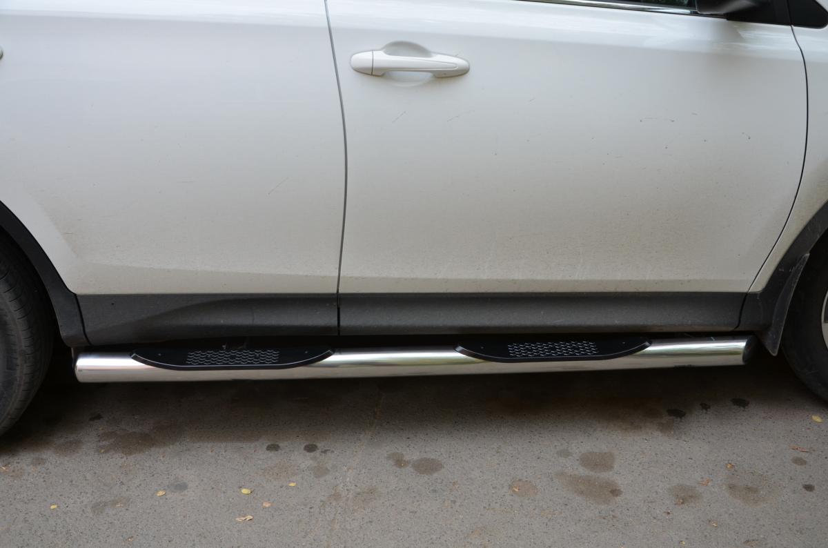 Пороги труба с проступью для автомобиля TOYOTA RAV4  2013. TRAV.13.93, Россия