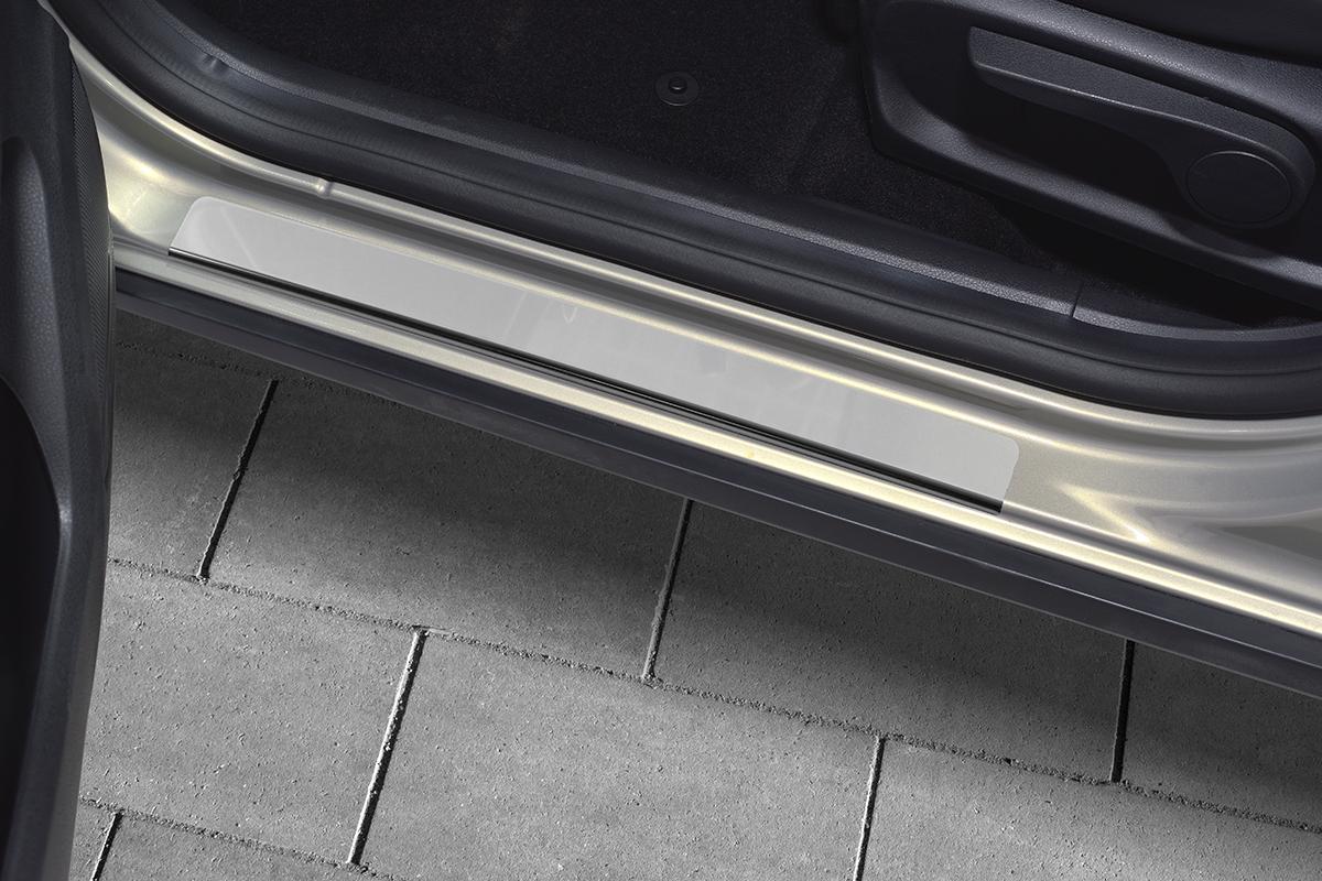 Накладки на пороги RUSSTAL (нерж., зеркало) LDVS15-01 для LADA VESTA 2015-