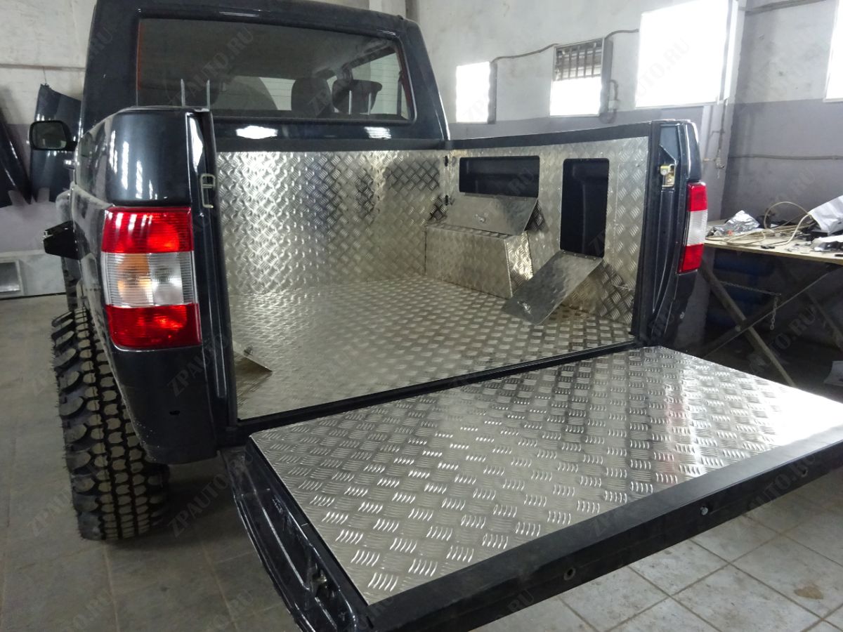 ABC.UAZ.BP.0001 ОБШИВКА ГРУЗОВОГО КУЗОВА С КАРМАНАМИ UAZ ПИКАП С 2010- , РИФЛ. АЛЮМ. 2ММ, НЕКРАШЕННЫЙ
