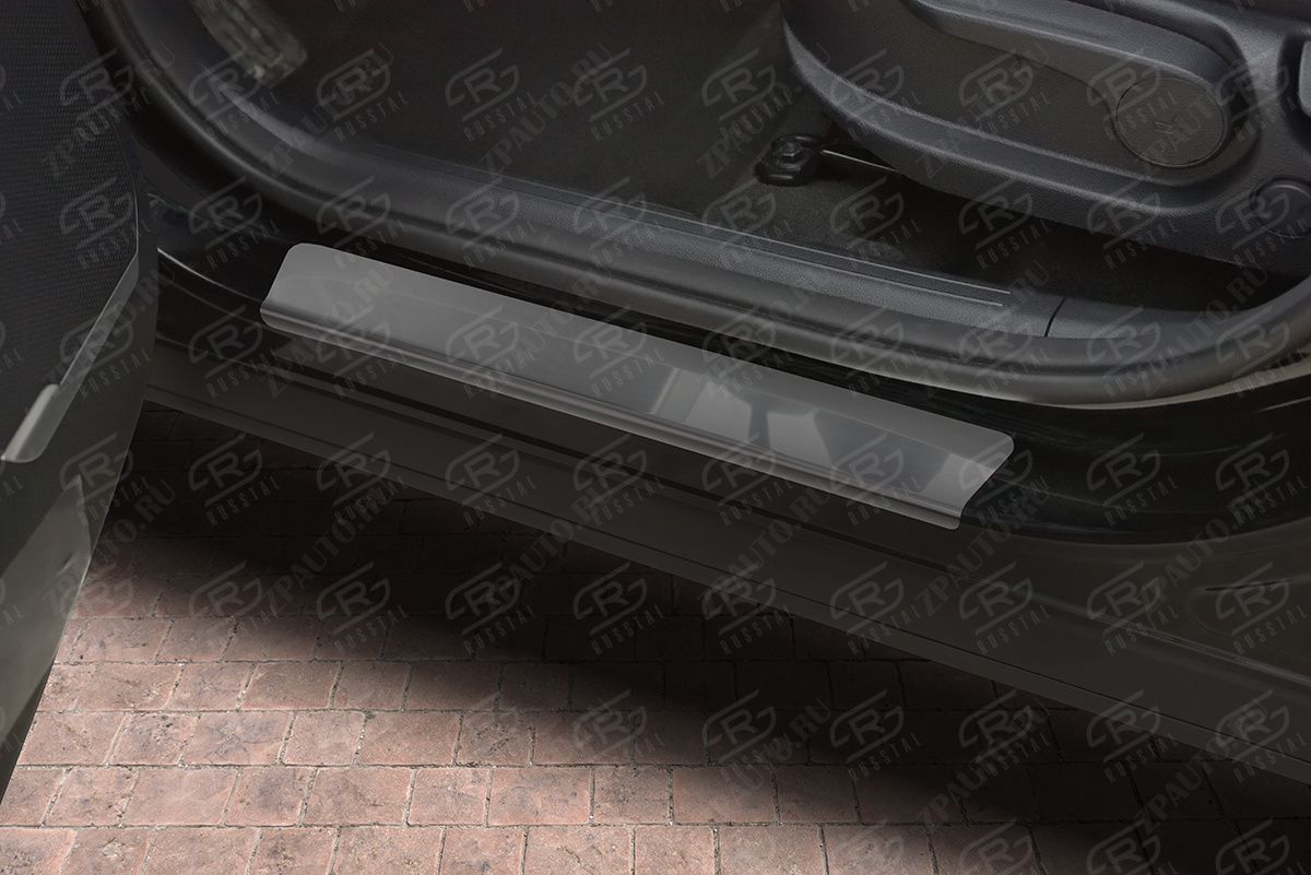 KIA SPORTAGE 2021- Накладки на пороги RUSSTAL (нерж., зеркало) KISP21-01