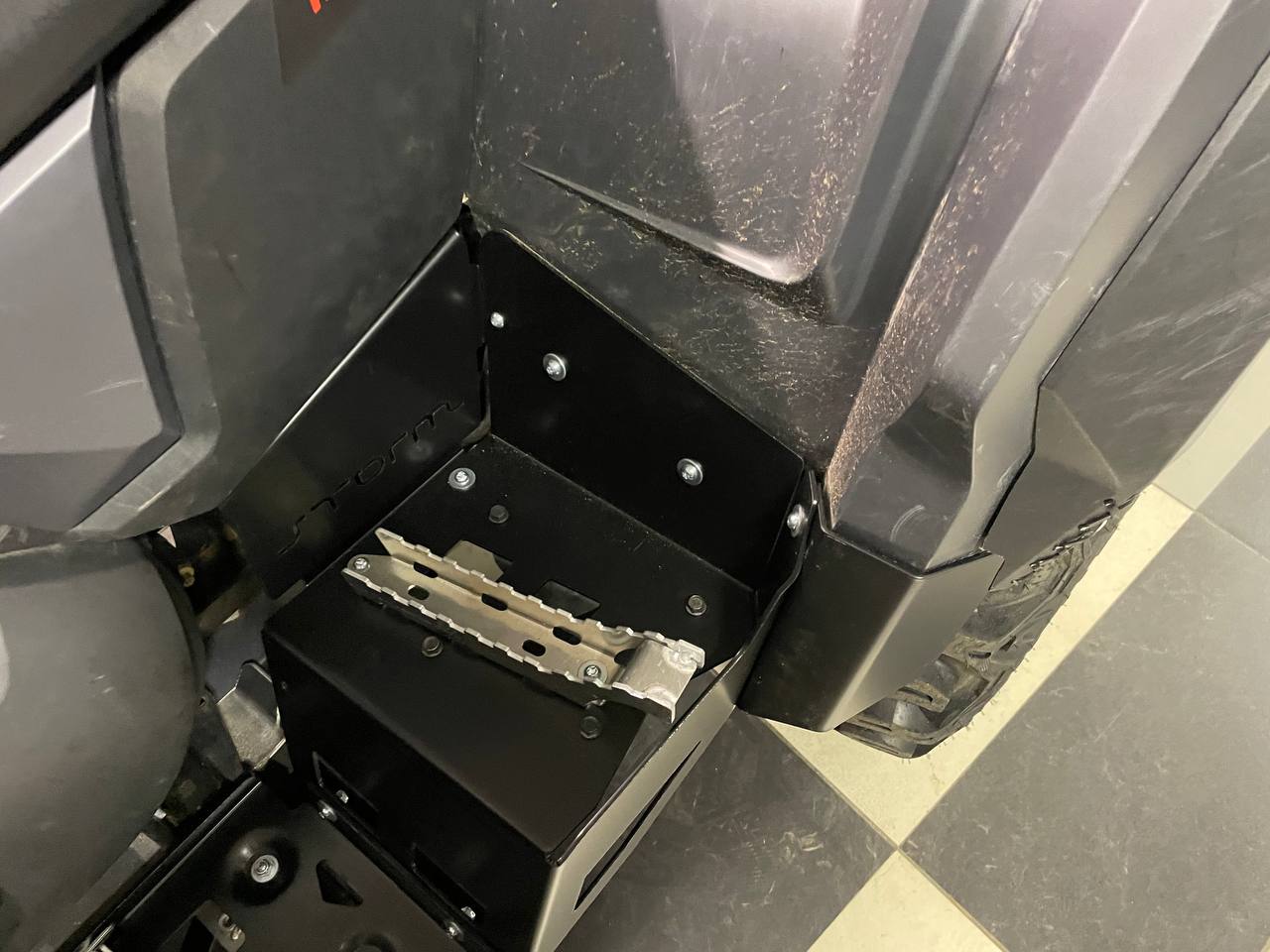 Пороги усиленные для квадроцикла для CAN-AM Outlander Max G2 2019-2023, алюминий 4 мм, STORM, арт. MP 0865