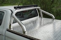 Защита кузова (для крышки) 76,1 мм со светодиодной фарой Sollers ST8 2025- арт. SOLST825-21