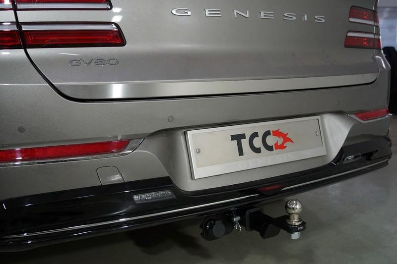 Накладка на заднюю дверь (лист шлифованный) для автомобиля Genesis GV80 4WD 3D 2020- арт. GENESGV8020-02