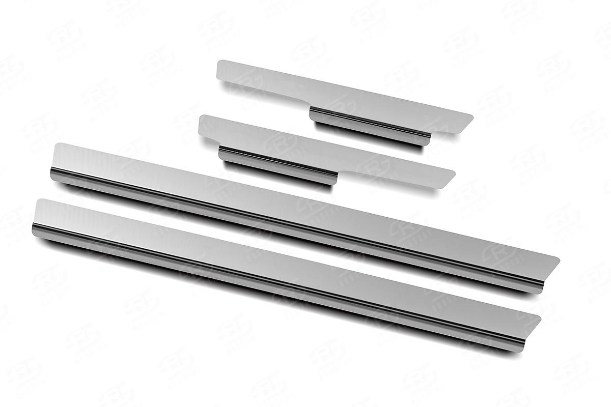 TOYOTA CAMRY 2018-н.в. Накладки на пороги RUSSTAL (нерж., зеркало) TOYCAM18-01