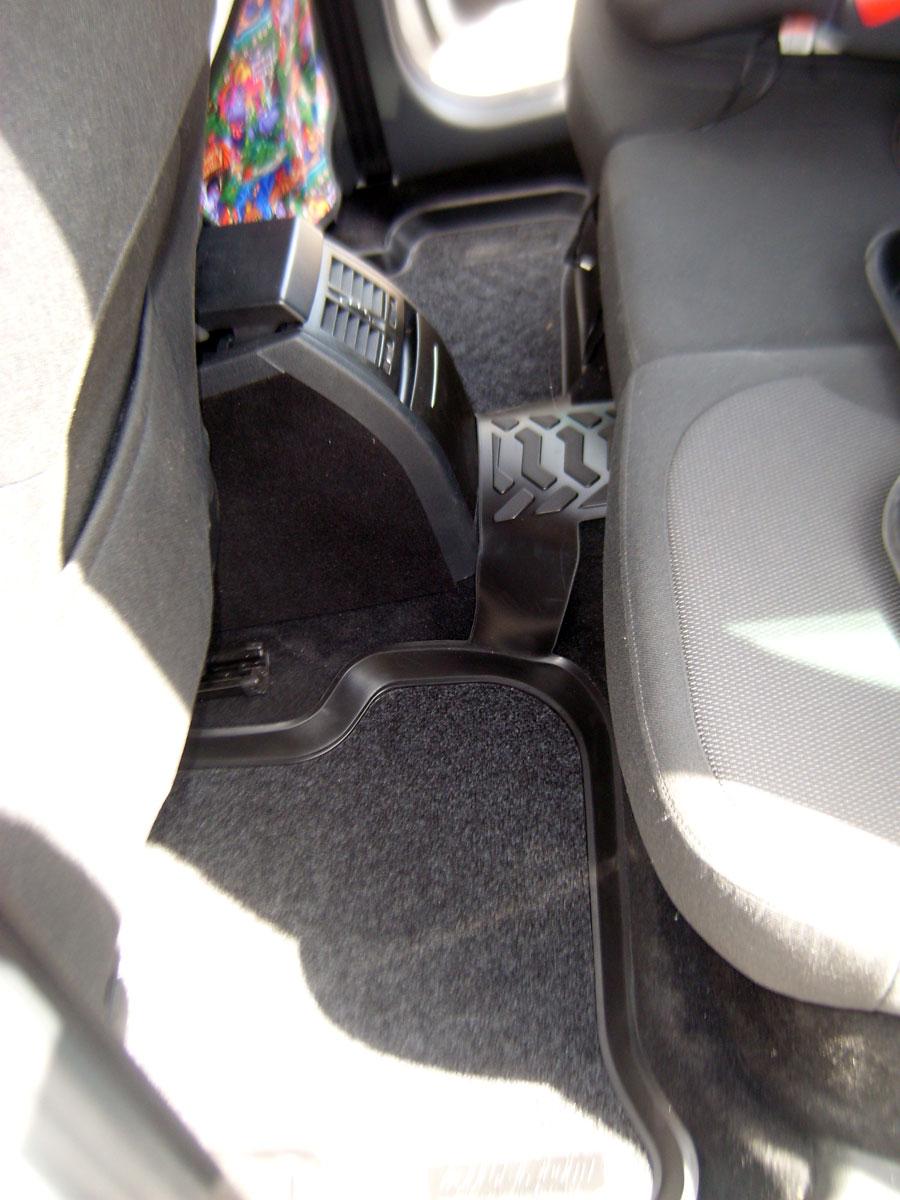 Ковры салонные модельные 3D Soft высокий борт для Skoda Yeti 2009-, Элерон 61609