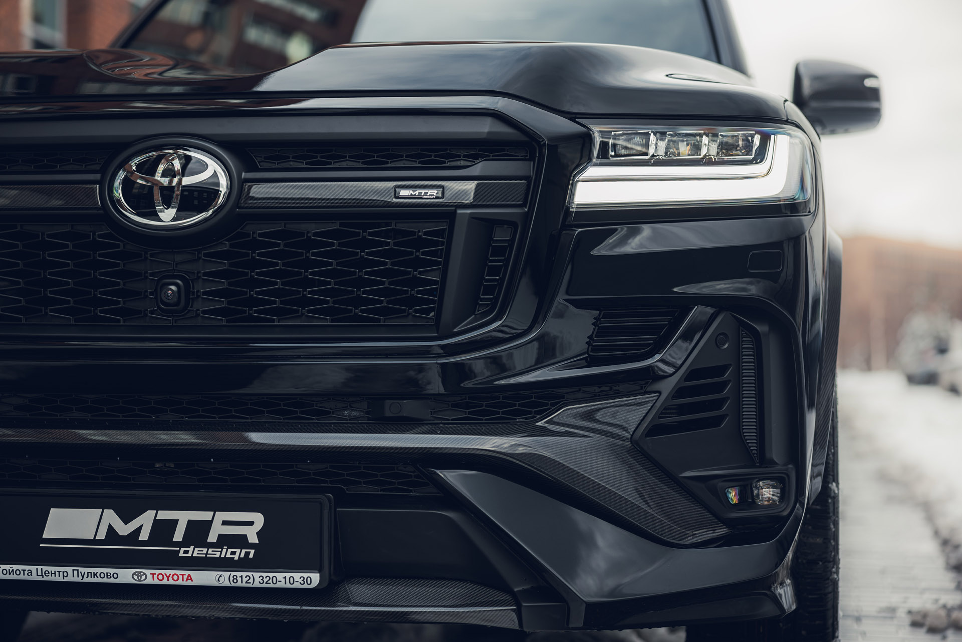 Комплект бамперов в сборе с задней частью выхл сист и насадками для Toyota LC 300 70th Anniversary, 3.3 дизель 2021-, MTR, арт. MTR-J300-21001 / MTR-J300-21004