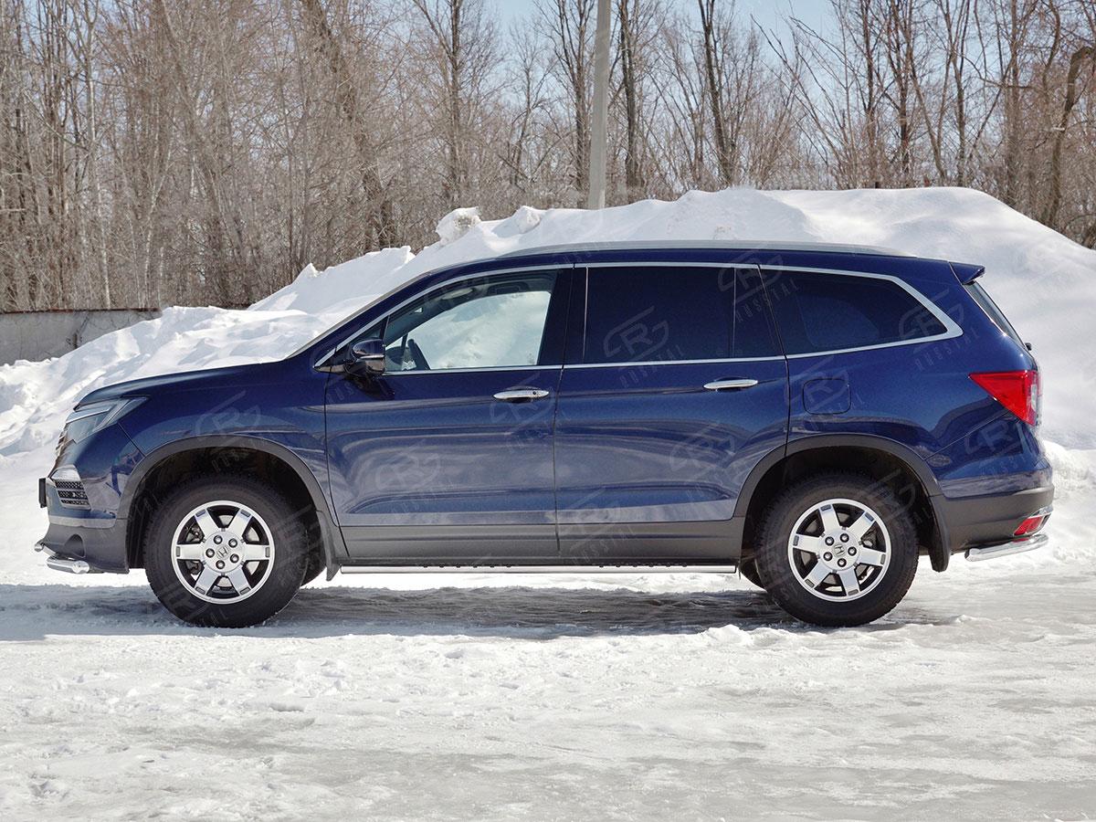 Пороги труба d75х42 овал с проступью на Honda Pilot III 2015, Slitkoff HPO-002925