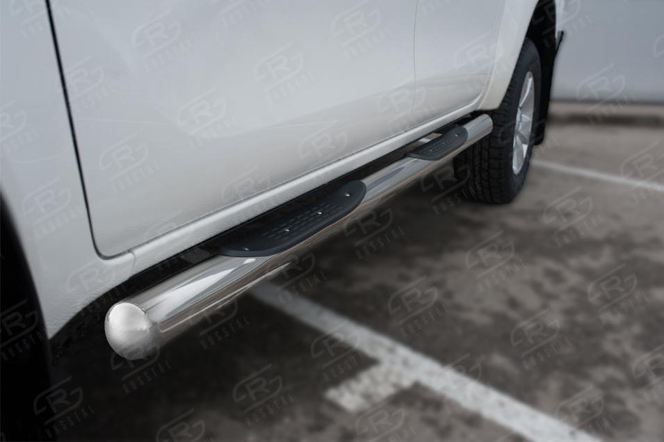 TOYOTA HILUX BLACK ONYX 2020- Пороги труба d76 с накладкой (вариант 3) THBOT-0035153