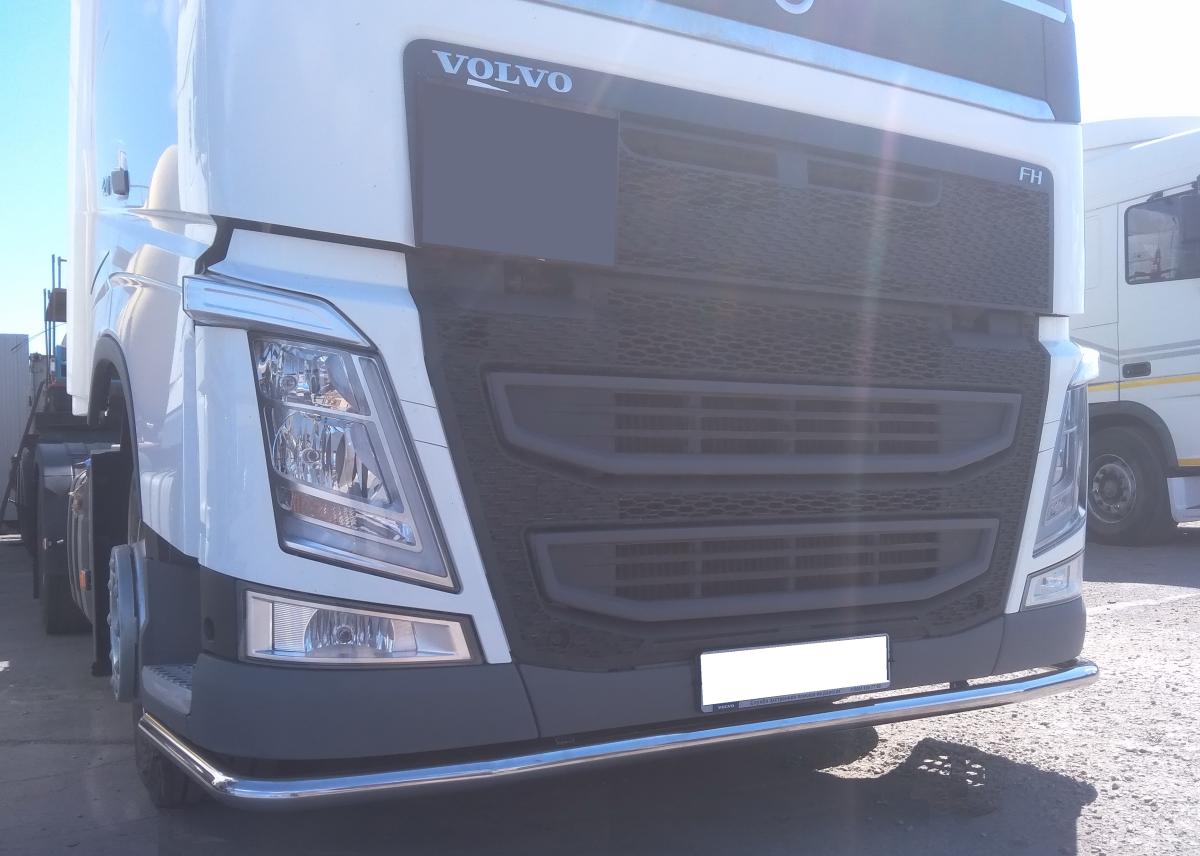 Защита переднего бампера для автомобиля VOLVO Седельный Тягач FH 13 арт. VTFH-13.03