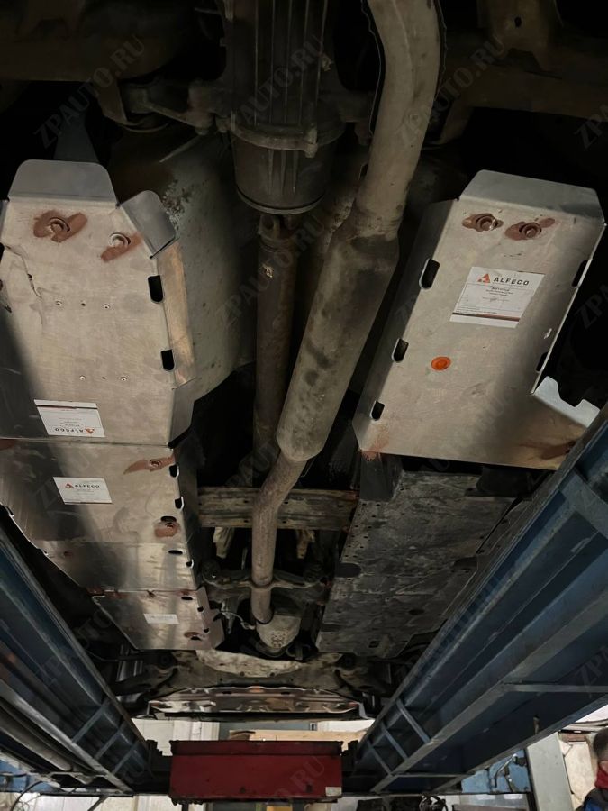 Защита  топливного бака ( правая сторона) Mazda CX-5 2012-2017 V-2,0 2WD , ALFeco, алюминий 4мм, арт. ALF13232al