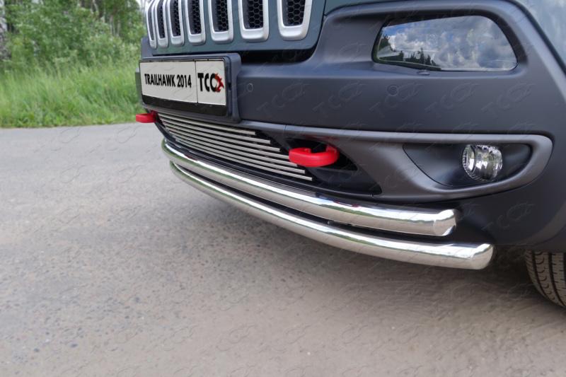 Решетка радиатора 12 мм для автомобиля Jeep Cherokee (Traihawk) 2014-, TCC Тюнинг JEEPCHERTRAIL14-03
