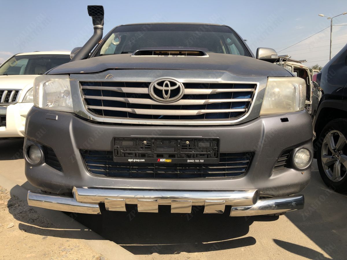 Защита переднего бампера  (G) для автомобиля Toyota Hilux  2011 арт. THL.11.05