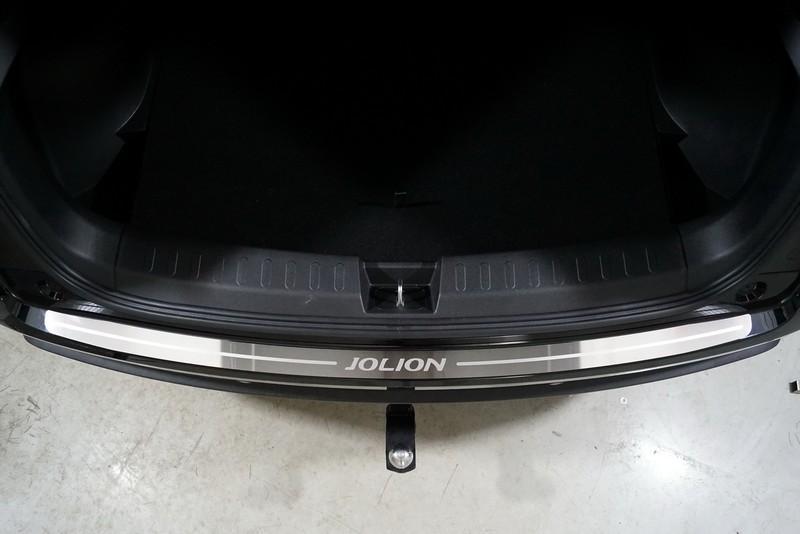 Накладка на задний бампер (лист шлифованный надпись Jolion) для автомобиля HAVAL Jolion (1,5 л., 2WD) 2021- TCC Тюнинг арт. HAVJOL21-07