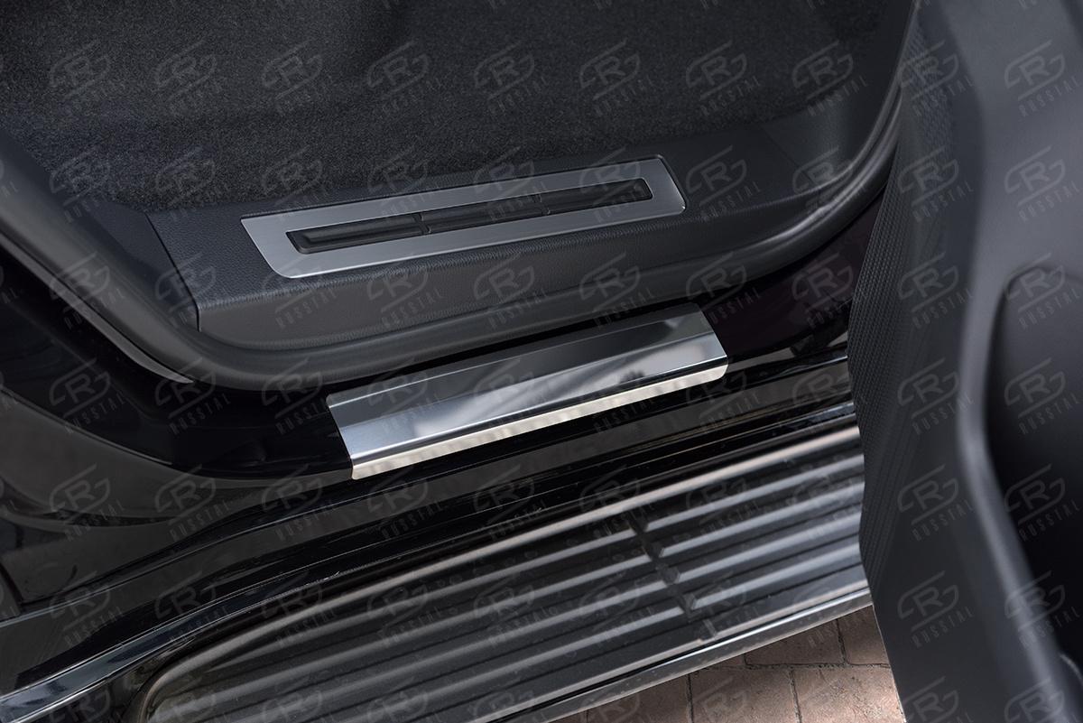 TOYOTA LAND CRUISER 300 70TH ANNIVERSARY 2021- Накладки на пороги RUSSTAL (нерж., зеркало) TLC30021-01