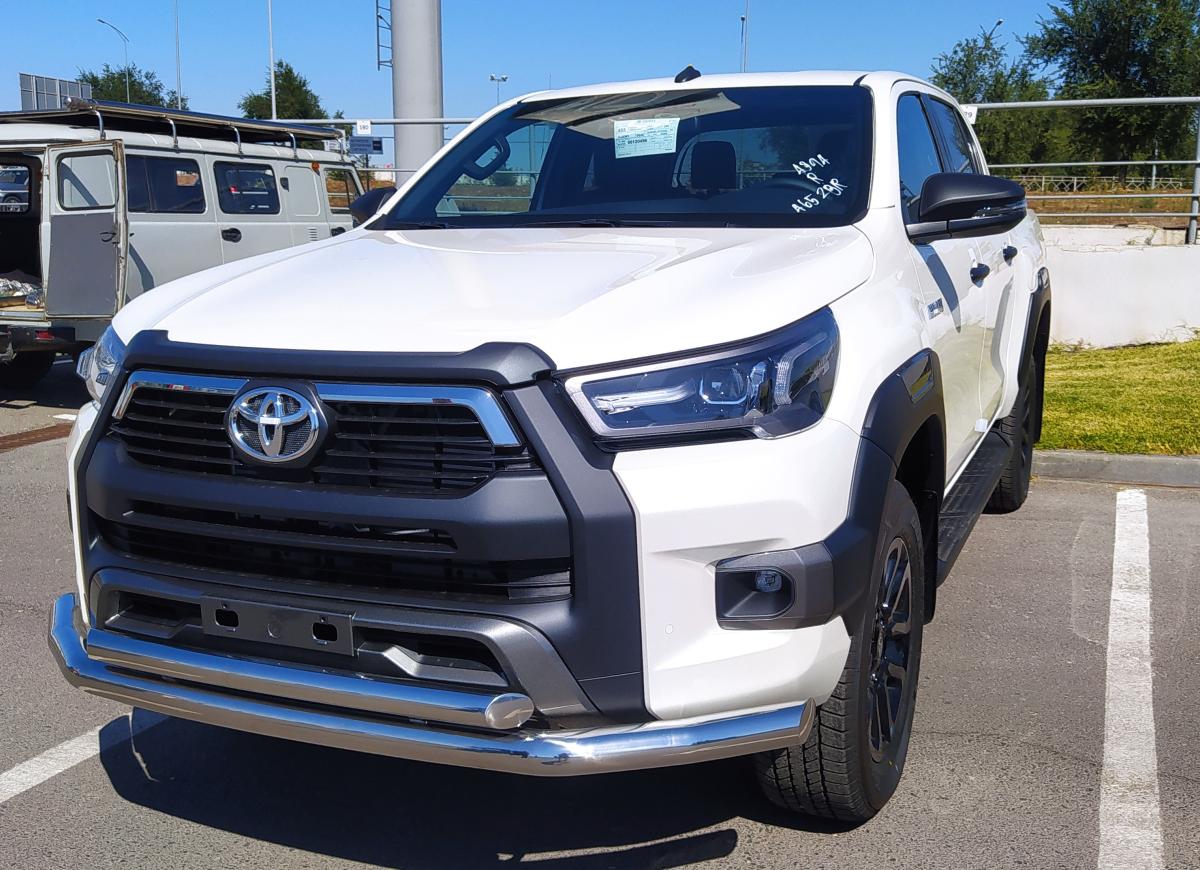Защита переднего бампера двойная для автомобиля Toyota Hilux арт. THL.20.03
