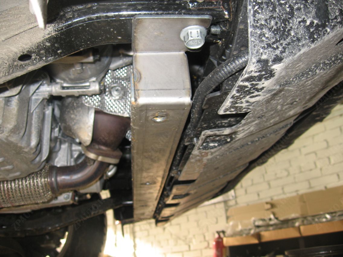 29.3342 Защита картера и КПП Ssang Yong Tivoli V-1,6 АТ 2 wd (2015-) (AL 4 мм)