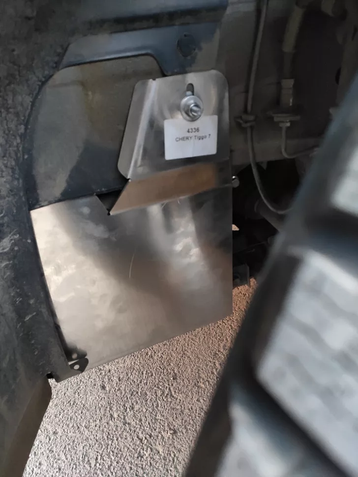 Боковой пыльник от грязи моторного отсека КПП для Chery Tiggo 8 2019-  V-2,0T, ALFeco, алюминий 4мм, арт. ALF0223al-3