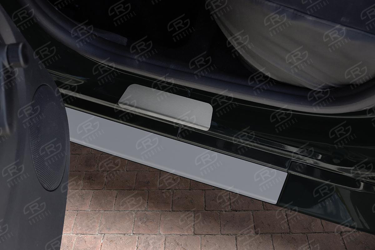Накладки на пороги RUSSTAL (нерж., шлиф) NISTR14-02 для NISSAN TERRANO 2014-