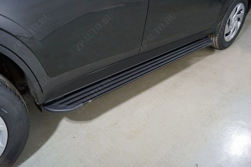 Пороги алюминиевые "Slim Line Black" 1820 мм Haval DARGO 2022- арт. HAVDAR22-29B
