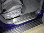 Накладки на пластиковые пороги (лист шлифованный) 2шт для автомобиля Audi Q5 2017-  (а/м без пневмоподвески)