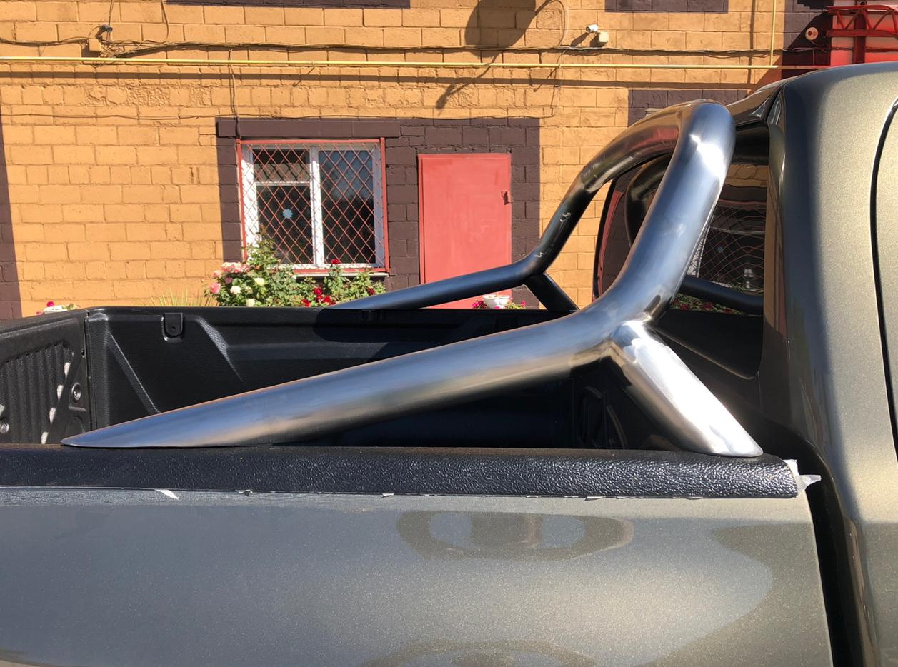 Защитная дуга для автомобиля Toyota Hilux арт. THL.20.90-7