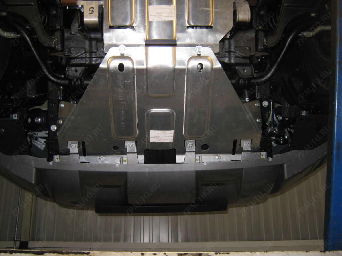 Защита радиатора для NISSAN Navara  2018 -, V-2,3 TDI  AT AWD, Sheriff, алюминий 6 мм, арт. 15.4025