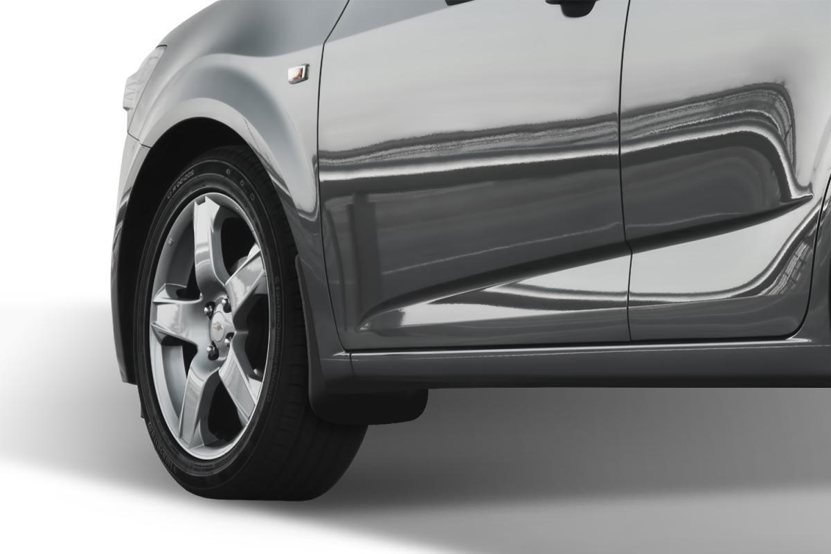 Брызговики передние CHEVROLET Aveo, 2012 сед. 2 шт. (optimum) в коробке арт. FROSCH.08.17.F10