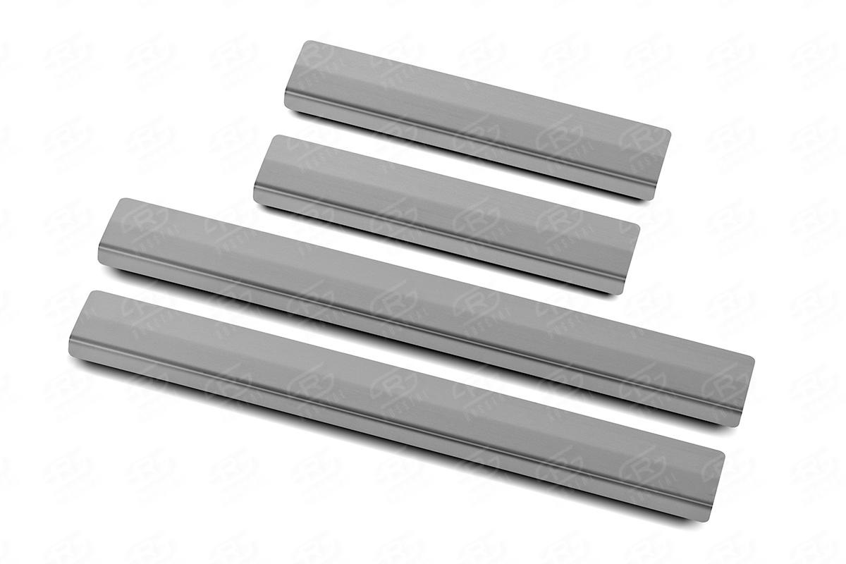 TOYOTA LAND CRUISER 300 70TH ANNIVERSARY 2021- Накладки на пороги RUSSTAL (нерж., шлиф) TLC30021-02