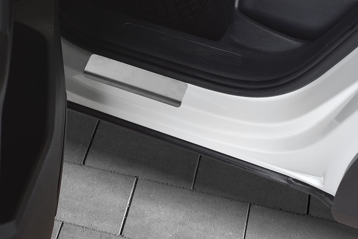Накладки на пороги RUSSTAL (нерж., шлиф) VWTIG17-02 для VOLKSWAGEN TIGUAN 2017- (not OFF ROAD)