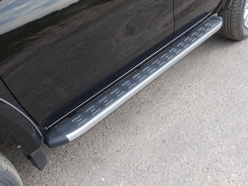Пороги алюминиевые с пластиковой накладкой 1820 мм для автомобиля Fiat Fullback 2016- TCC Тюнинг арт. FIAFUL16-10AL
