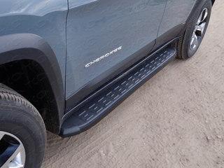 Пороги алюминиевые с пластиковой накладкой (карбон черные)  1720 мм для автомобиля Jeep Cherokee (Traihawk) 2014-, TCC Тюнинг JEEPCHERTRAIL14-18BL