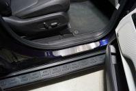 Накладки на пороги передние (лист шлифованный) 2 шт для автомобиля Kia Carnival (2WD) 2.2D 2021- TCC Тюнинг арт. KIACAR21-02