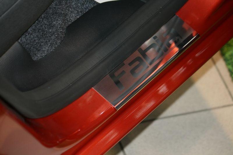 Накладки на внутренние пороги с логотипом для Skoda Fabia II 2007, Союз-96 SKFA.31.3011