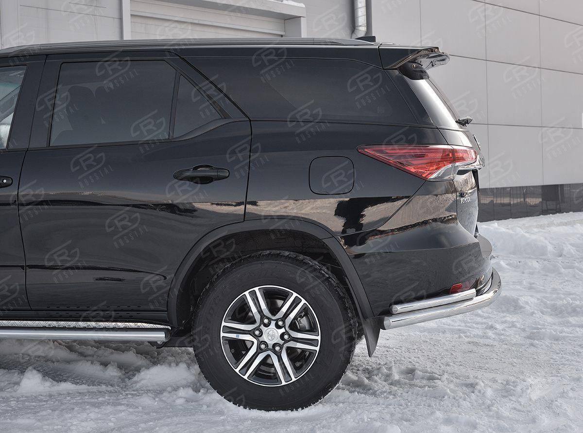 Защита заднего бампера d57/42 уголки на Toyota Fortuner 2017, Slitkoff TFZ-002888
