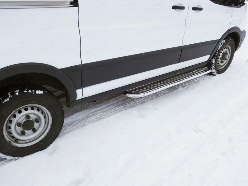 Порог с площадкой (укороченный) 42,4 мм (левый) для автомобиля Ford Transit FWD L2 2013-, TCC Тюнинг FORTRAN16-20