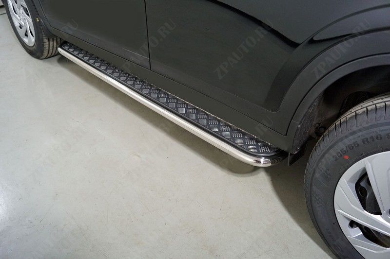 Пороги с площадкой 42,4 мм Haval DARGO 2022- арт. HAVDAR22-21