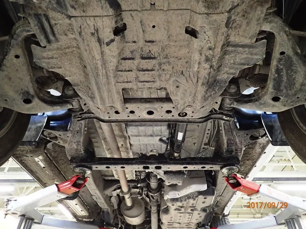 Защита КПП для TOYOTA Hilux  2015 - 2020 - V-2,4TD МТ; 2,8TD АТ, Sheriff, сталь сталь 2,5 мм, арт. 24.2934 Toyota