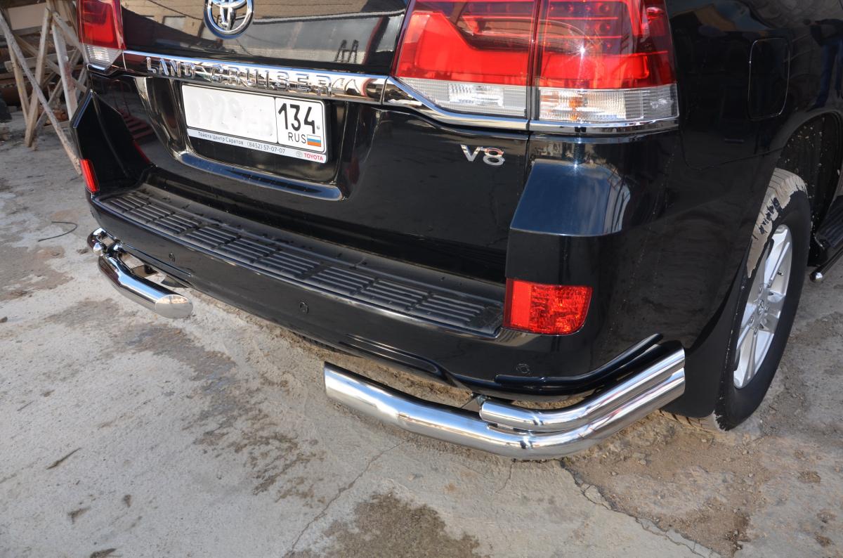 Защита заднего бампера угловая двойная для автомобиля TOYOTA Land Cruiser 200    2015. TLC200.15.20, Россия