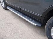 Пороги алюминиевые с пластиковой накладкой (карбон серебро) 1720 мм для автомобиля Kia Sorento 2012-, TCC Тюнинг KIASOR12-16SL