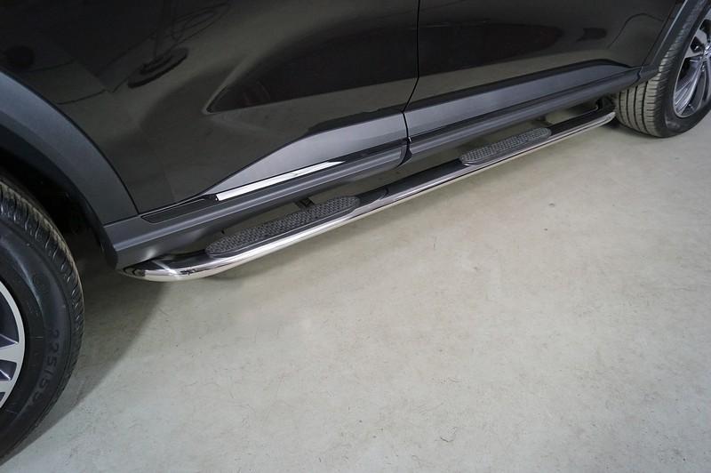 Пороги овальные гнутые с накладкой 75х42 мм для автомобиля HAVAL F7X (2.0L 4WD) 2022-,TCC Тюнинг ,арт. HAVF7X22-15