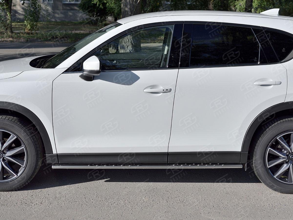Пороги труба d75х42 овал с проступью на Mazda CX-5 2017, Slitkoff M5O-002795