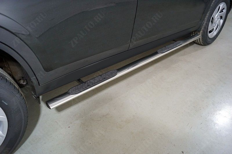 Пороги овальные с накладкой 75х42 мм Haval DARGO 2022- арт. HAVDAR22-18