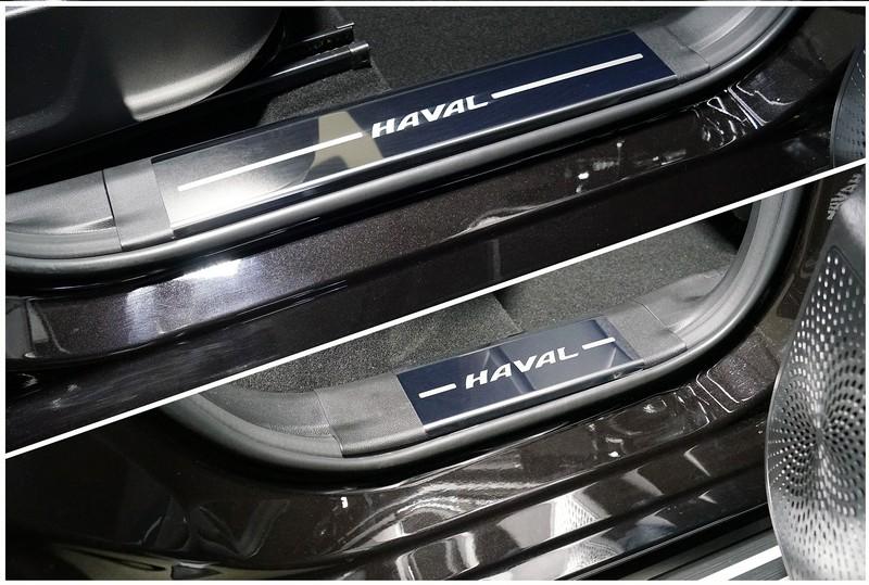 Накладки на пластиковые пороги (лист зеркальный надпись Jolion) 4шт для автомобиля HAVAL Jolion (1,5 л., 2WD) 2021- TCC Тюнинг арт. HAVJOL21-14
