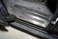 Накладки на пластиковые пороги задние (лист шлифованные) 2 шт для автомобиля Kia Carnival (2WD) 2.2D 2021- TCC Тюнинг арт. KIACAR21-06