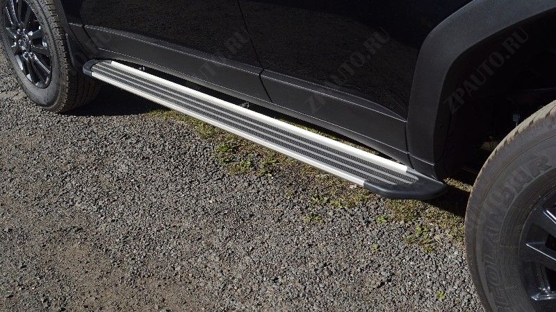 Пороги алюминиевые "Slim Line Silver" 1720 мм Toyota Land Cruiser 250 Prado 2024 арт. TOYLC25024-09S