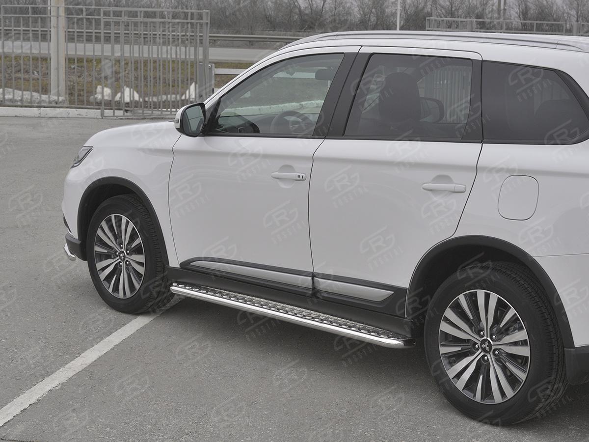 Пороги труба  d42 с листом (Лист алюм,проф. нерж) (вариант 1) MOL-0032071 для автомобиля MITSUBISHI Outlander 2018-, Slitkoff