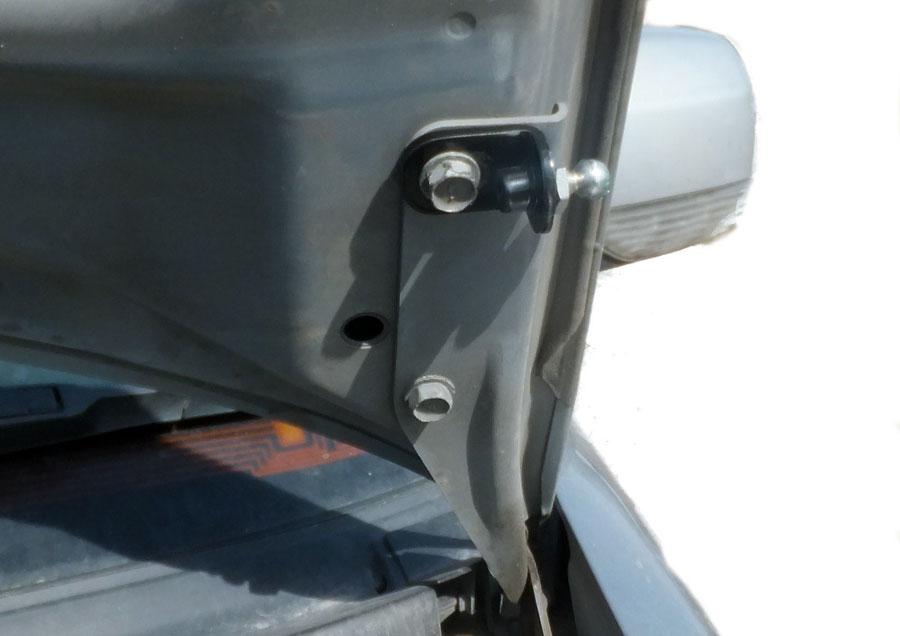 Упоры капота Subaru Impreza, Autoinnovation upr-07-03