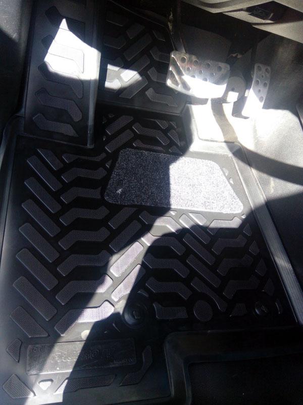 Ковры салонные модельные высокий борт 3D с подпятником для Mitsubishi Pajero IV 2006-, Элерон 61007