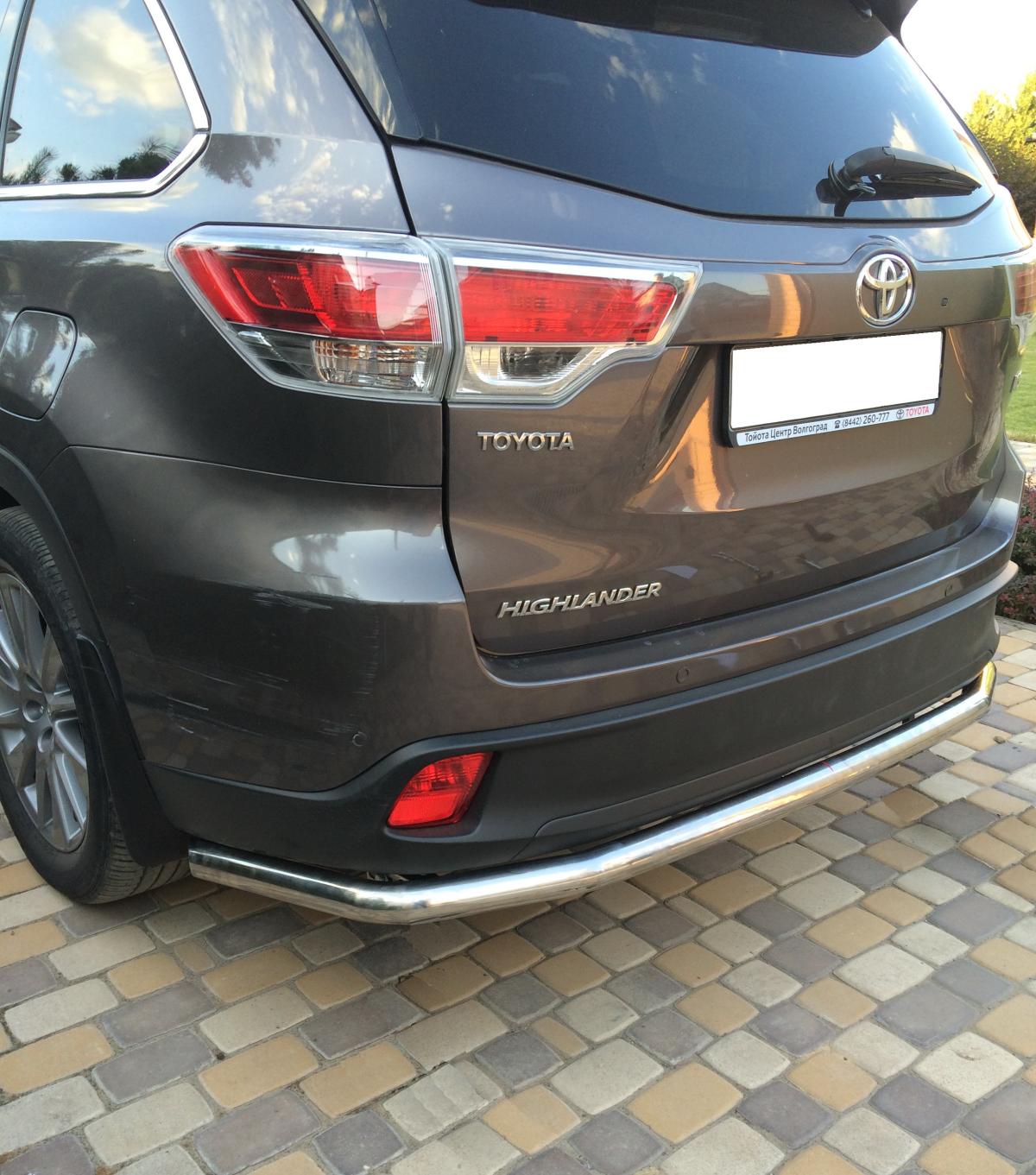Защита заднего бампера угловая большая для автомобиля TOYOTA Highlander  2017, Россия THL.17.22